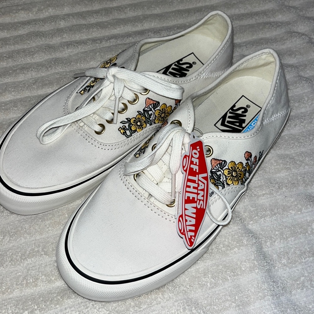 Cute flowers and mushroom embroidered vans! Never worn!